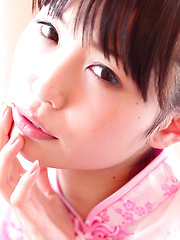 Minami accidentally gave us access to her webcam and she's flirting on her phone