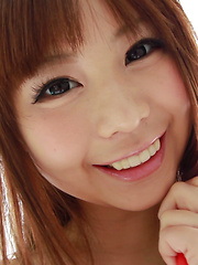 Let's do our best rope jumping and exercising together! We guarantee you have never seen someone so happy to work out. Mikuru is the bubbliest chakuero Idol!