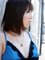 Kurara Horie Asian shows such appetizing butt and lustful assets