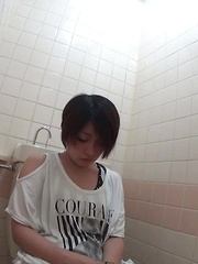 Tuki's An All Right Flapper