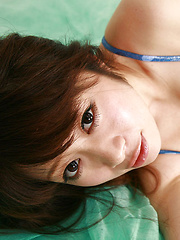 Yuuka Hasebe Asian with big boobs in bath suit is ready for beach