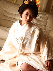 Sexy Japanese darling Yui Ayana gets teased